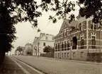 Trädgårdsgatan västerut, i höjd med kv. Vasa och Värendsgatan. Söder i Växjö ca. 1913.