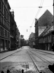 Akersgaten, Oslo. Uhrmager Michelet er i nr 15, med inngang 