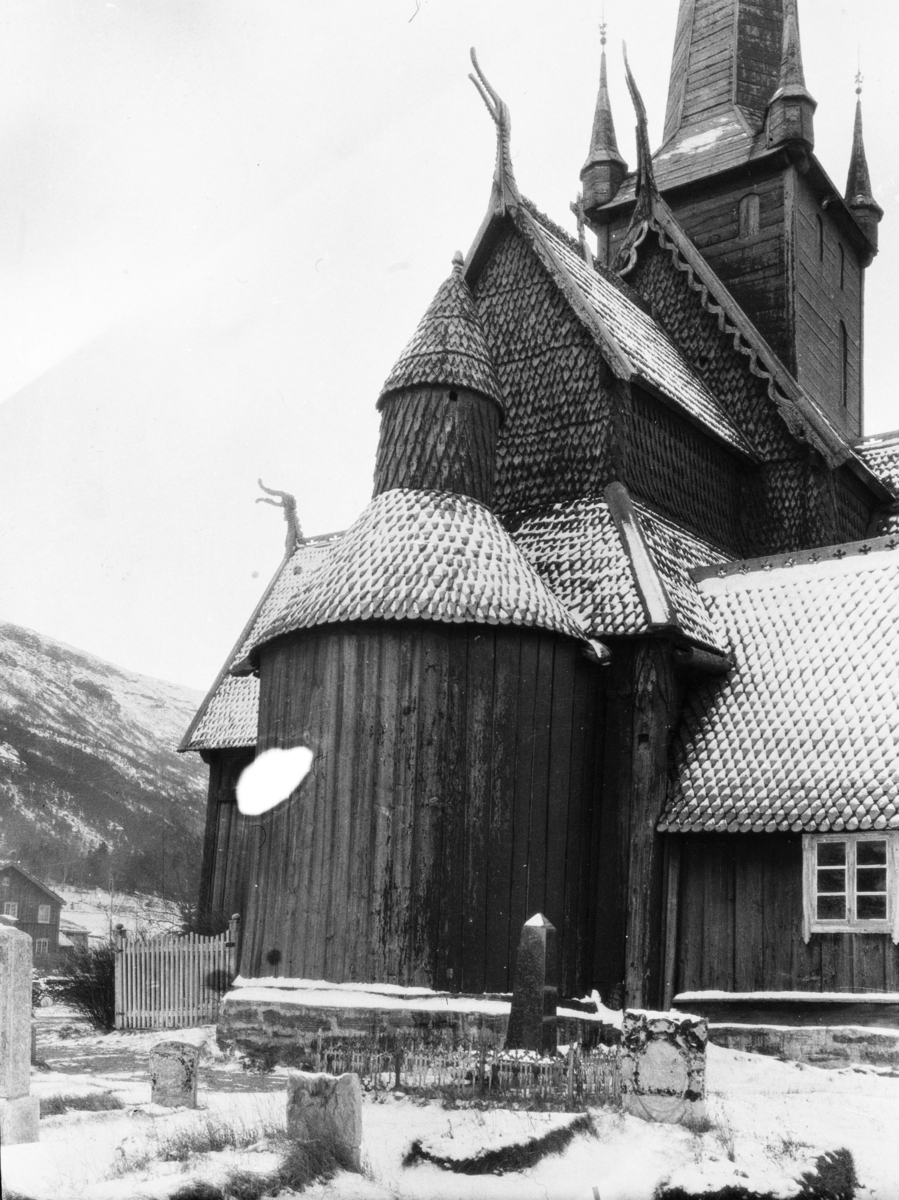 Kortveggen på Lom stavkirke