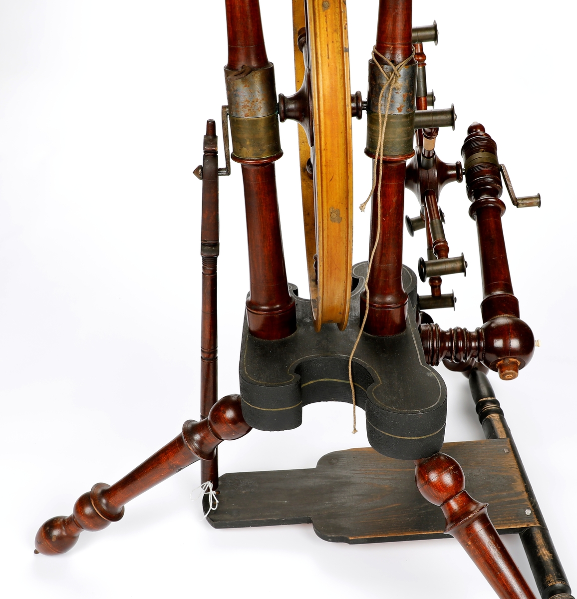 Oppstadrokk med hespetre.