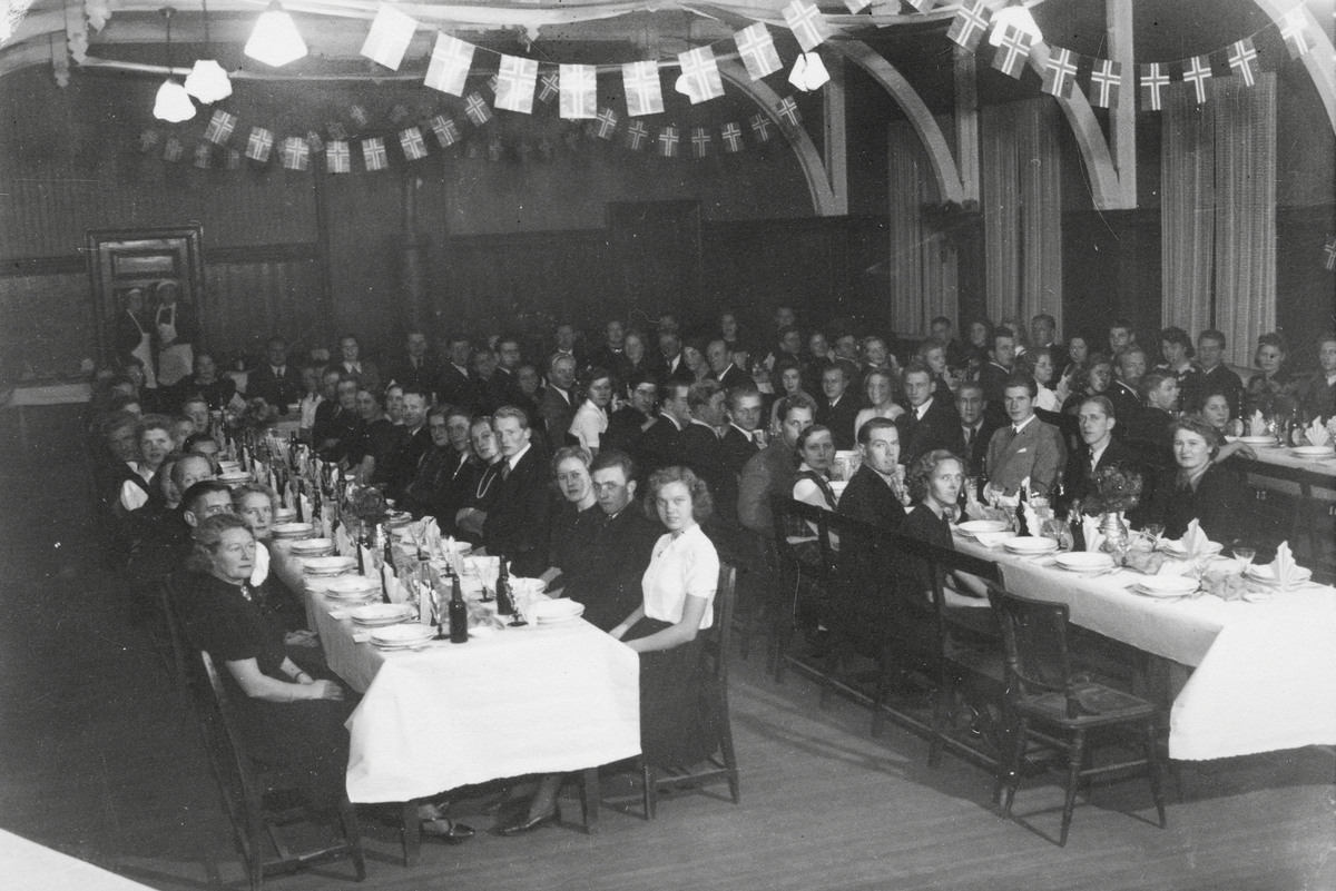 Gjøvik Arbeidersamfunn 1945
