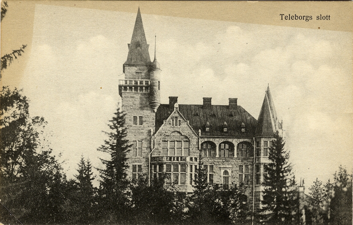 Teleborgs slott från parksidan. Cirka 1910.