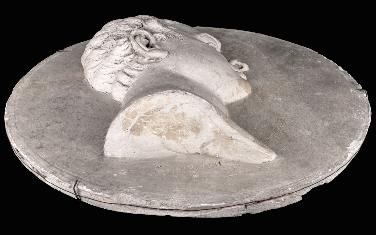 Porträttrelief av okänd man, av Johan Tobias Sergel, 1811.
Originalgips.