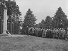 Högtidlighet vid minnessten, Västmanlands regemente i Västerås.