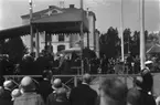 Kronprinsparet på besök vid Västeråsutställningen på Viksäng 1929.