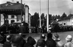 Kronprinsparet på besök vid Västerås utställningen på Viksäng 1929.