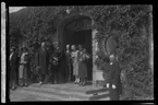 Kronprinsparets besök vid Västeråsutställningen 1929.