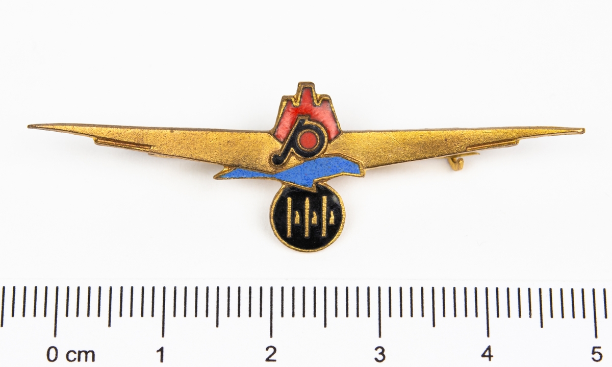 Märken, rockslagsnålar.
1 st. De Havilland Vampire 
1 st. SAAB B18
2 st. Caproni
1 st. De Havilland 
1 st. Okändt märke
1 st. Vingar märkt CAB