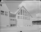 EXT. OCH INT. ÖNSKÖLDSVIK