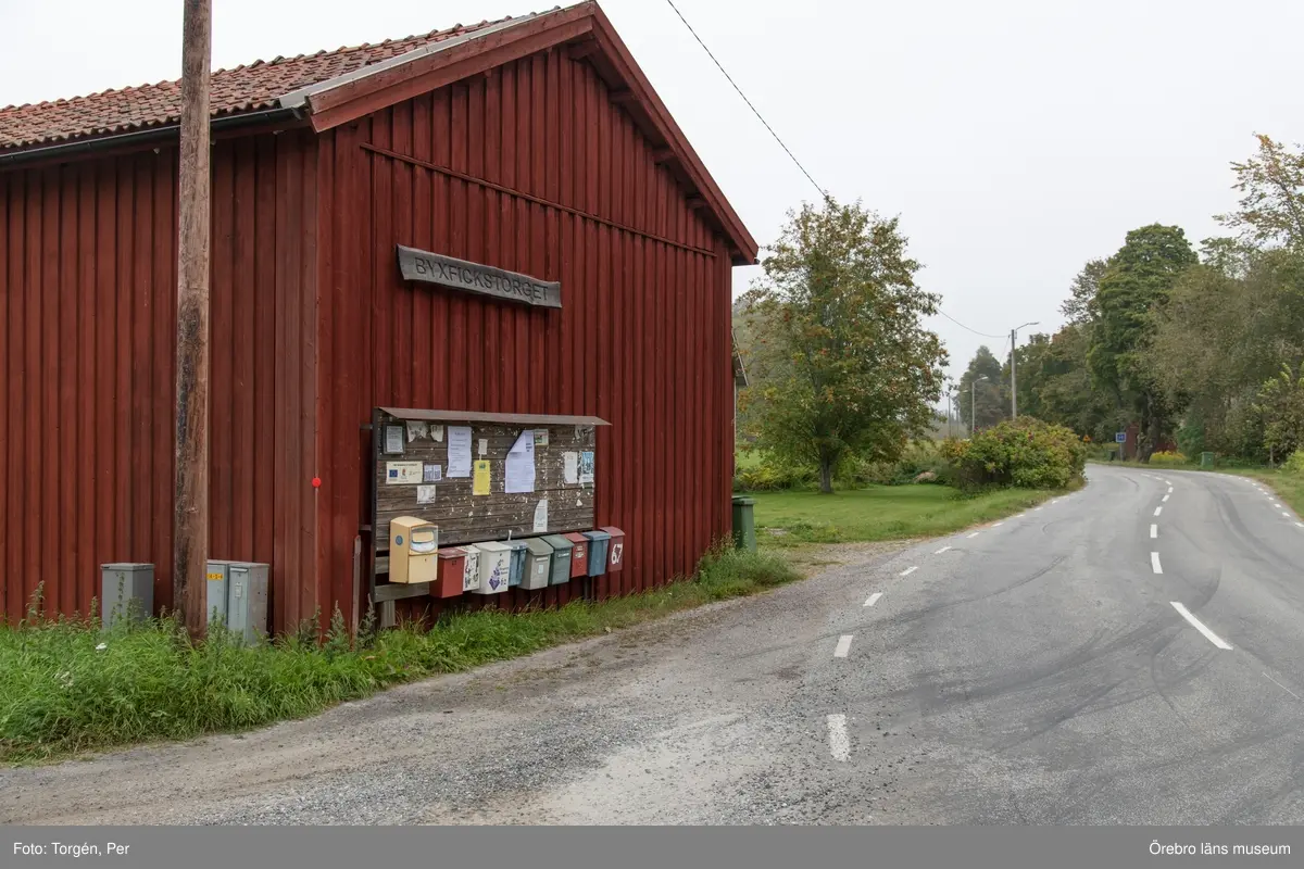 Dokumentation av Saxhyttan. 
Byxfickstorget, gamla tiders samlingsplats.