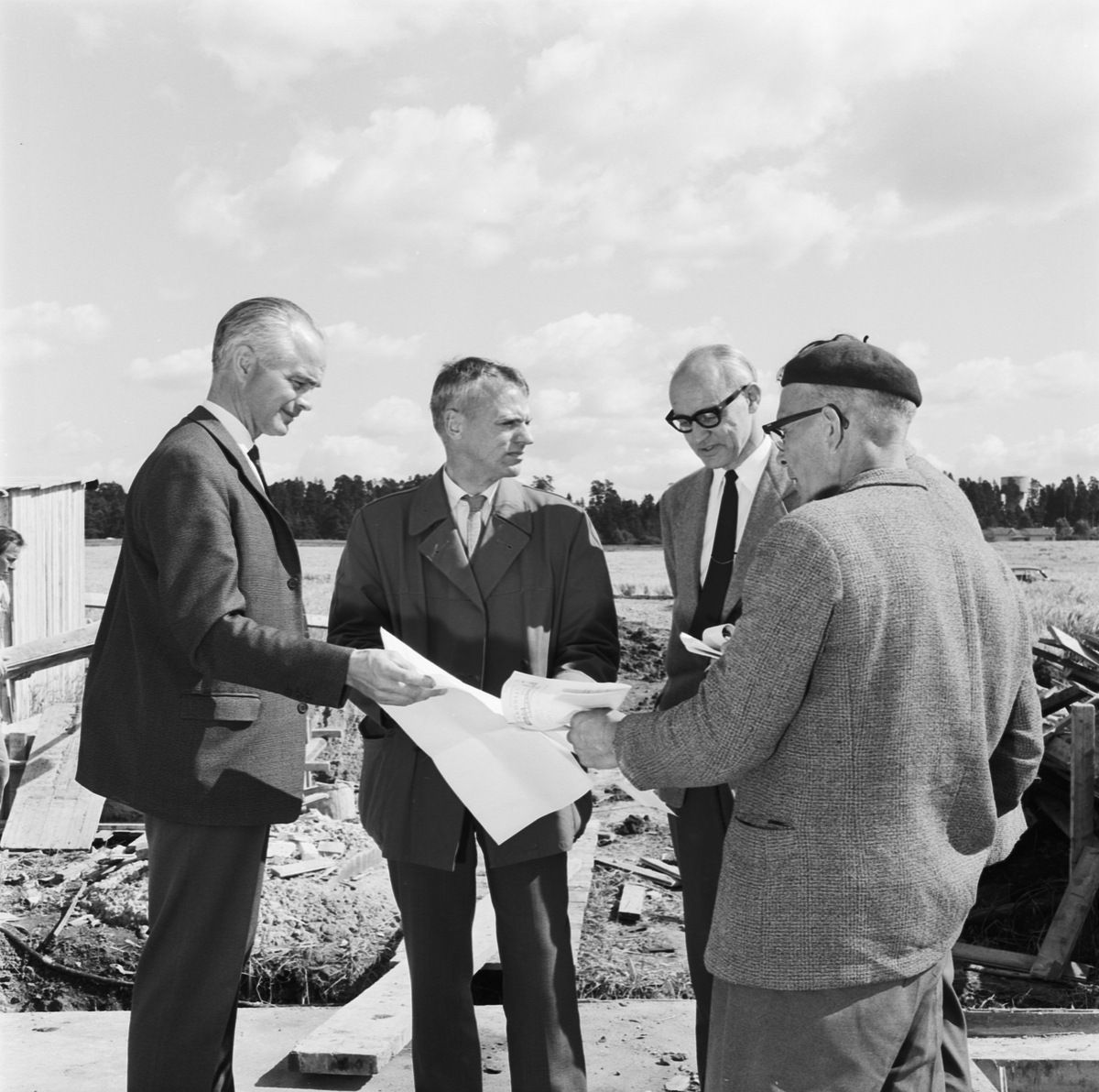 Lantbrukshögskolan, professor Åberg med två docenter, Uppsala 1963