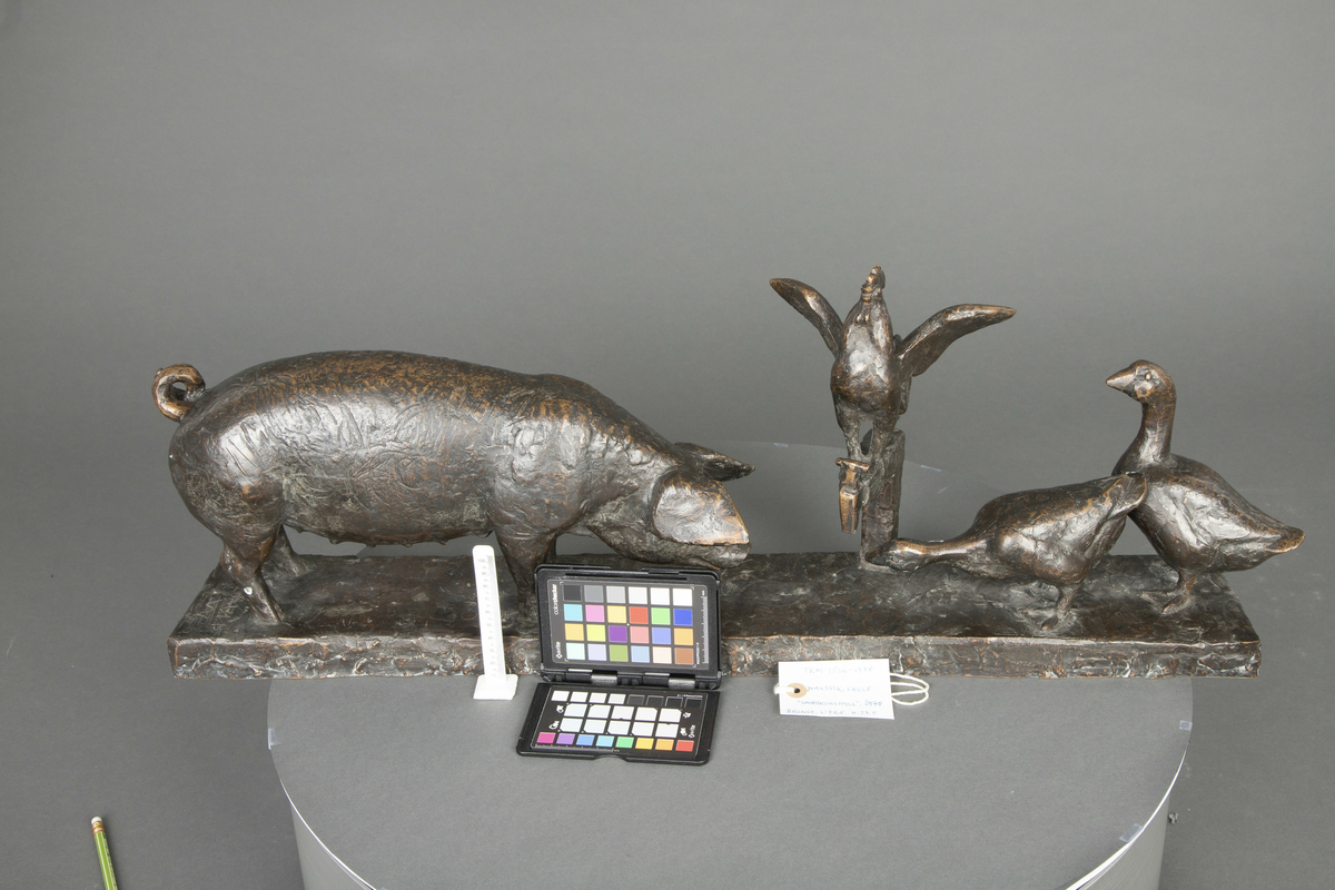 Småbruksidyll [Bronseskulptur]