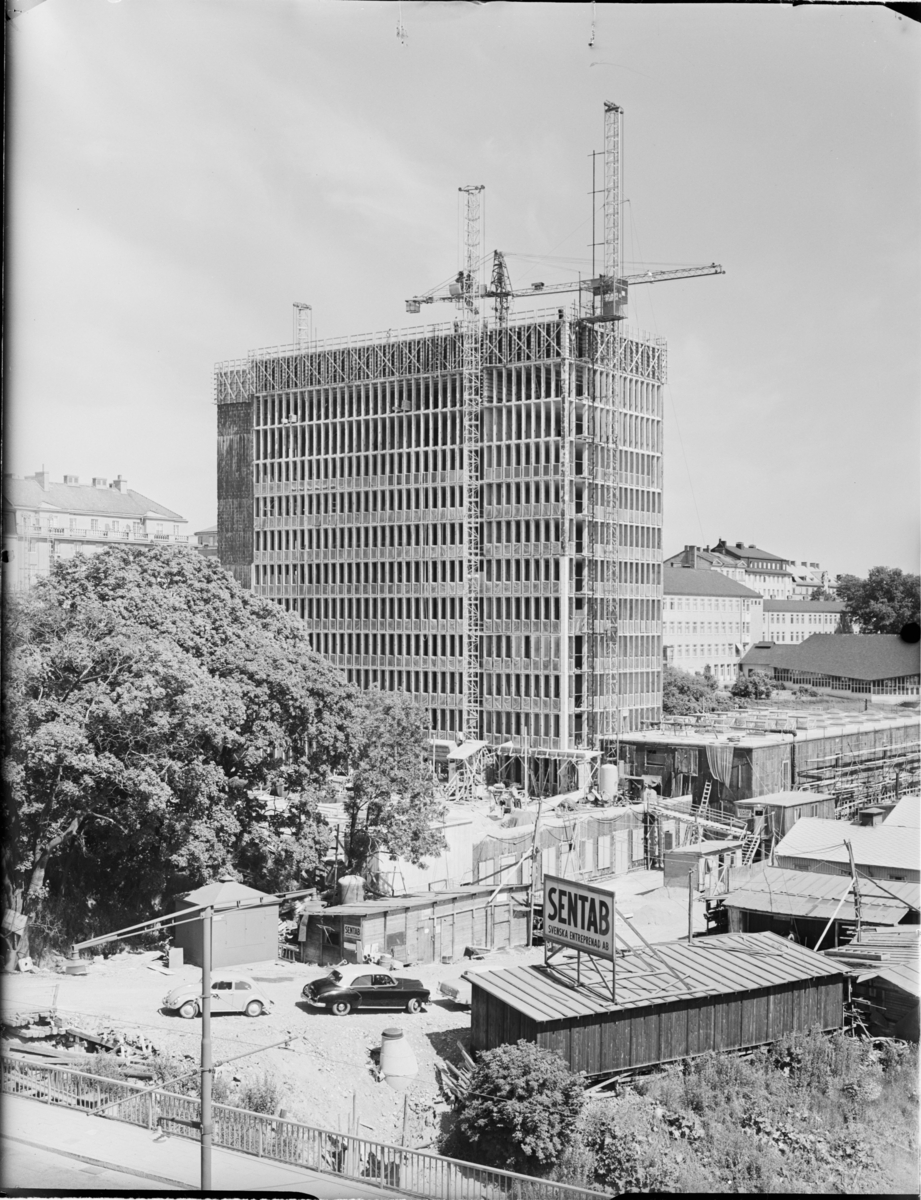 SKATTEHUS; FOLKSAMHUSET