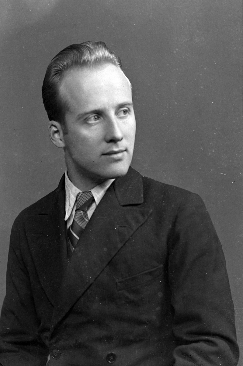 Gundersen, Asbjørn Kåre (1910 - 1969)