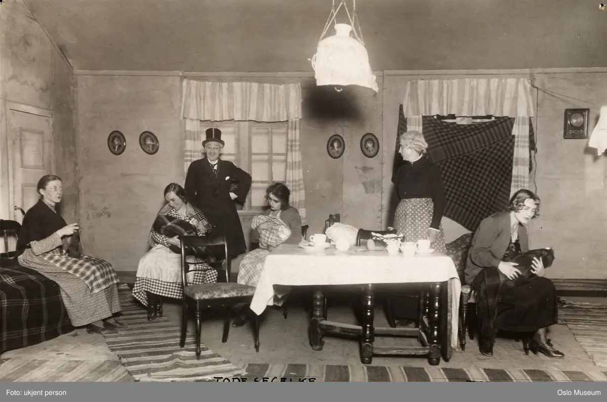 Det norske Teatret, forestilling, "Ungen" av Oskar Braaten, menn, kvinner, skuespillere