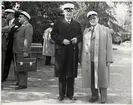 Gruppfoto, ca 1960. 
Professor Gottfrid Carlsson, Lund och dr. Axel Bergstrand, Växjö.