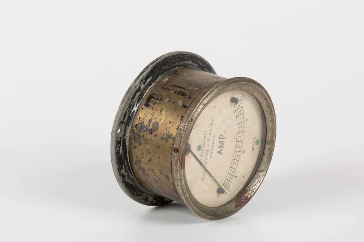 Brukt i Lillestrøm
Skala: 0-12 Ampere

No. 3135