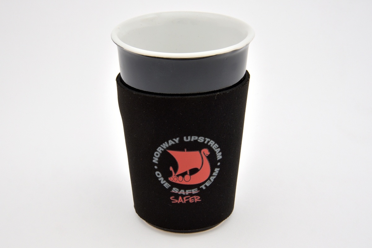 Kaffekopp med holder av neopren.