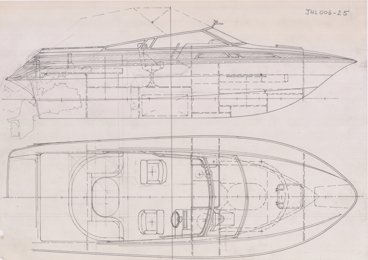 Windy 8000. Cabin cruiser. Profil og plan)Innredning). Outboard/inboard 330hk Merruiser V8 :: Volvo Aq 271 DP 279hk. 0,3 tonn. 1:20