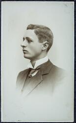 Portrett av Georg Sydberg, (født 03.02.1892 i Nittedal) sønn