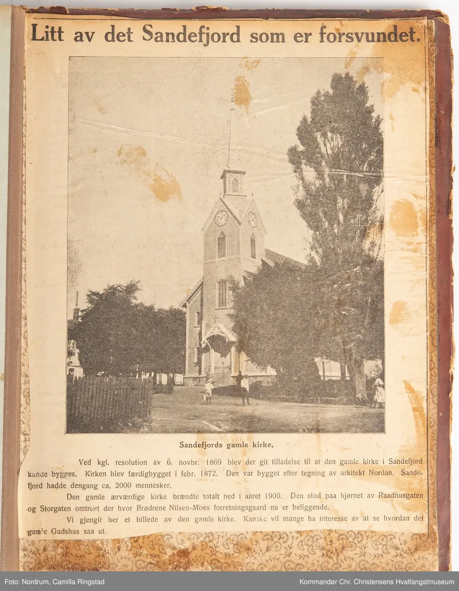 Fotoalbum med 14 blad og 67 fotos