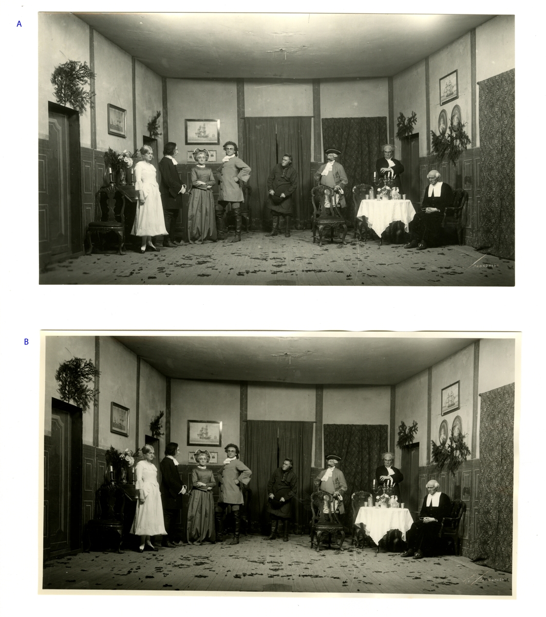 A - Svart/hvitt foto fra forestillingen "Tordenskiold i Dynekilen" på Trøndelag teater i 1920. Fotoet viser en stue, Tordenskjold i midten med armene hvilende på hoftene, andre skuespillere står rundt ham.

B - Svart/hvitt foto fra forestillingen "Tordenskiold i Dynekilen" på Trøndelag teater i 1920. Fotoet viser en stue, Tordenskjold i midten med armene hvilende på hoftene, andre skuespillere står rundt ham.

C - Svart/hvitt foto fra forestillingen "Tordenskiold i Dynekilen" på Trøndelag teater i 1920. Fotoet viser store deler av ensemblet på scenen. 

D - Svart/hvitt foto fra forestillingen "Tordenskiold i Dynekilen" på Trøndelag teater i 1920. Fotoet viser store deler av ensemblet på scenen. 

E - Svart/hvitt foto fra forestillingen "Tordenskiold i Dynekilen" på Trøndelag teater i 1920. Fotoet viser deler av ensemblet på en båt i kamp mot et annet skip i bakgrunnen.

F - Svart/hvitt foto fra forestillingen "Tordenskiold i Dynekilen" på Trøndelag teater i 1920. Fotoet viser deler av ensemblet på en båt i kamp mot et annet skip i bakgrunnen.

G - Svart/hvitt foto fra forestillingen "Tordenskiold i Dynekilen" på Trøndelag teater i 1920. Fotoet viser ensemblet på scenen i uniformer og noen har gevær. Helt til venstre i fotoet ser vi Tordenskjold.

H - Svart/hvitt foto fra forestillingen "Tordenskiold i Dynekilen" på Trøndelag teater i 1920. Fotoet viser ensemblet på scenen i uniformer og noen har gevær. Helt til venstre i fotoet ser vi Tordenskjold.

I - Svart/hvitt foto fra forestillingen "Tordenskiold i Dynekilen" på Trøndelag teater i 1920. Fotoet viser et bilde av Tordenskjoldstatuen på et lerret i bakgrunnen av scenen. Fire medlemmer av ensemblet står  på scenen i ulik oppkledning.

J - Svart/hvitt foto fra forestillingen "Tordenskiold i Dynekilen" på Trøndelag teater i 1920. Fotoet viser Karl Holter som Tordenskjold i stolt positur med en pistol i beltet. I bakgrunnen sees noen soldater.

K - Svart/hvitt foto av Johannes Poulsen i kostyme da han portretterte Tordenskjold i syngespillet  "Tordenskiold" av Adam Oehlenschläger på det kgl. Teater i København i 1919.