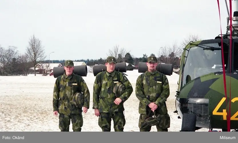 Första momentet i en överlevnadsövning. Befälselever. Ing 2.

Helikopter 3 (HKP 3)