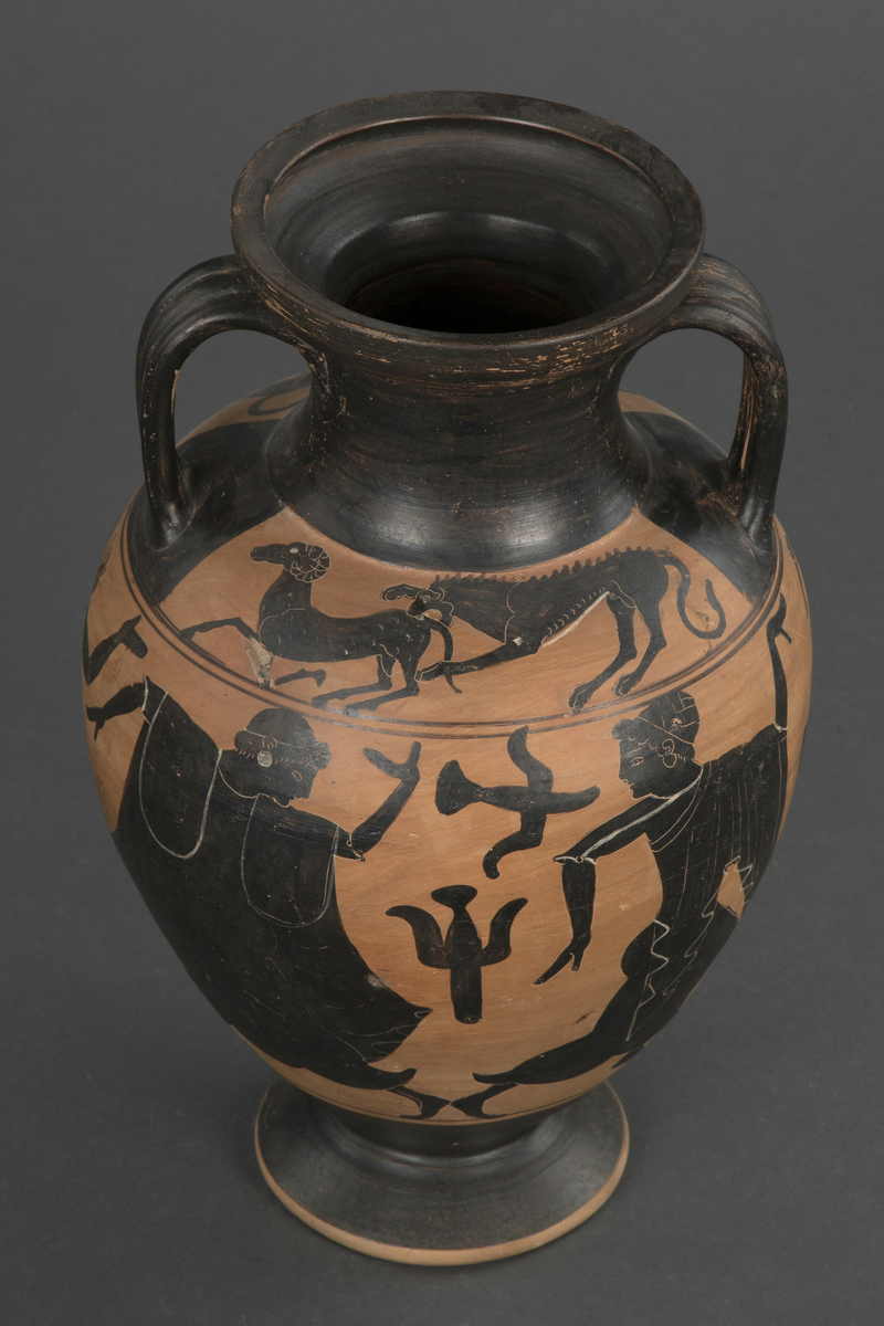 Dekor av Micali-maler. Svartfigur.