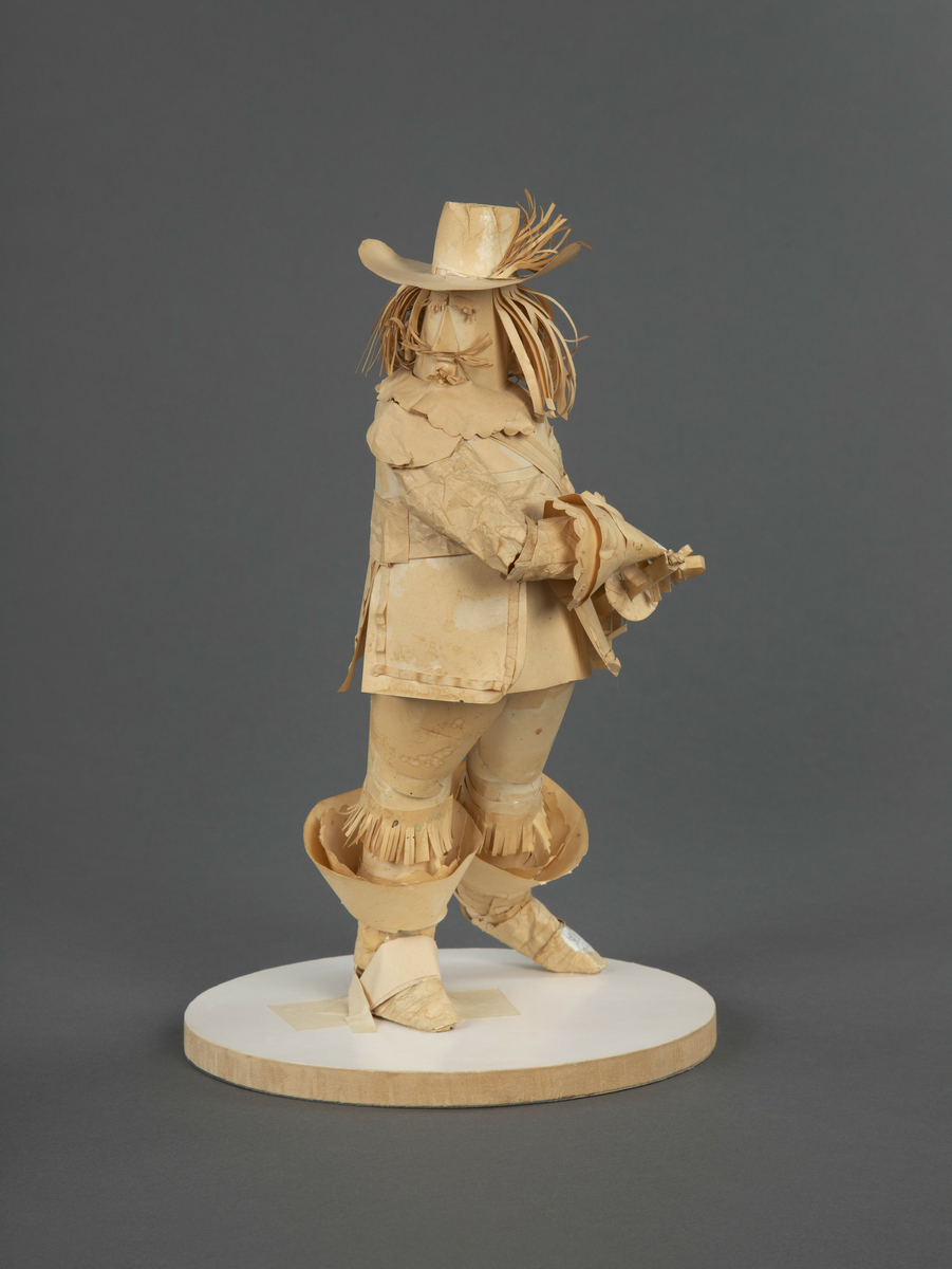 Knekt [Papirskulptur]