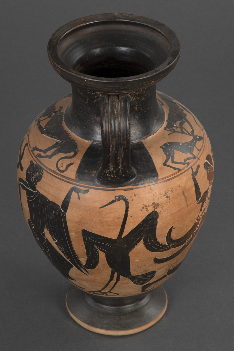 Dekor av Micali-maler. Svartfigur.