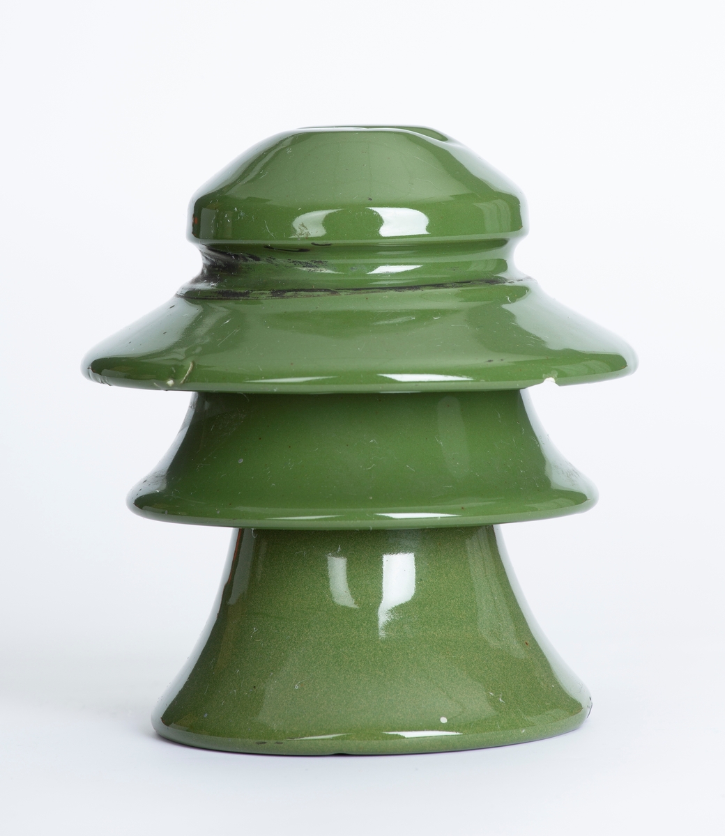 Isolator