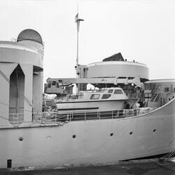 Lyftkran till livbåtar Älvsnabben