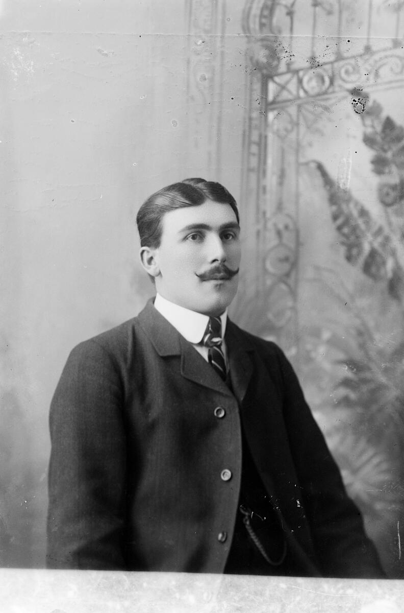 Petrus Andersson; Ingår i porträttsamlingen från Knut Wallins ateljé.