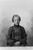 Nora Hindriksson; Ingår i porträttsamlingen från Knut Wallins ateljé.