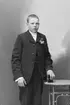 Emanuel Johnsson; Ingår i porträttsamlingen från Knut Wallins ateljé.