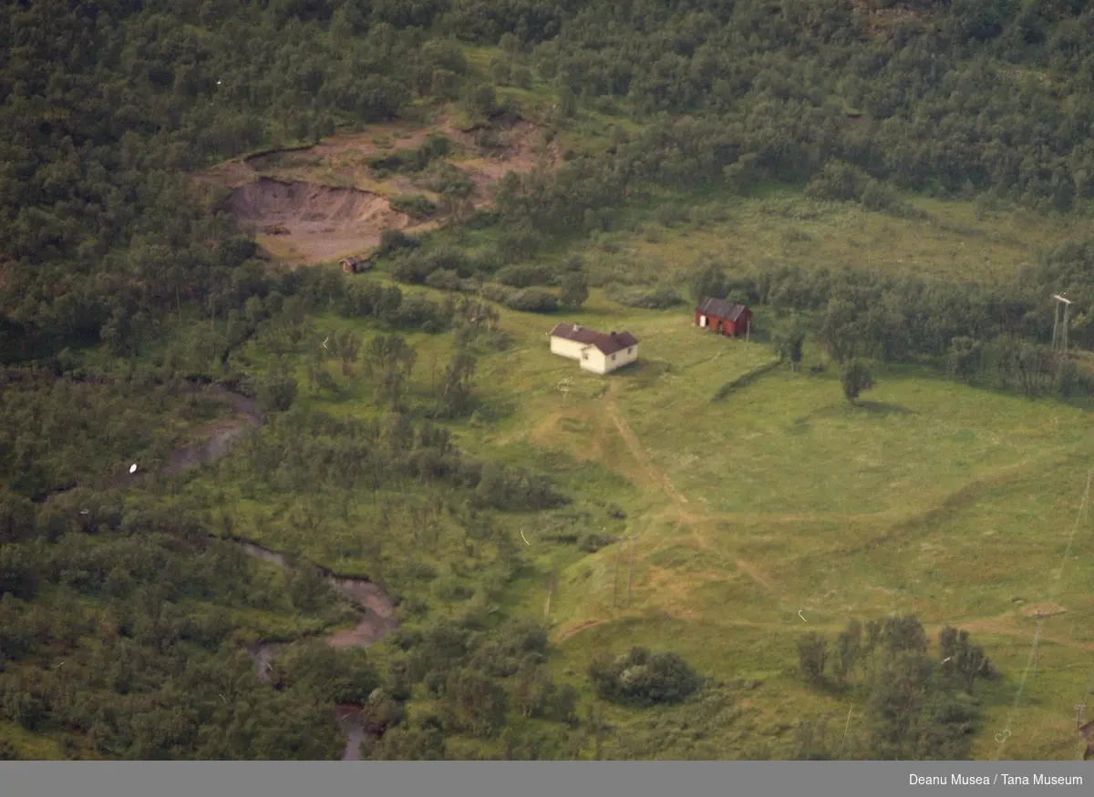 Fjellanger Widerøe flyfoto, Tana Kommune