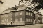 Det nybyggda varmbadhuset vid Västergatan i Växjö, ca 1915.