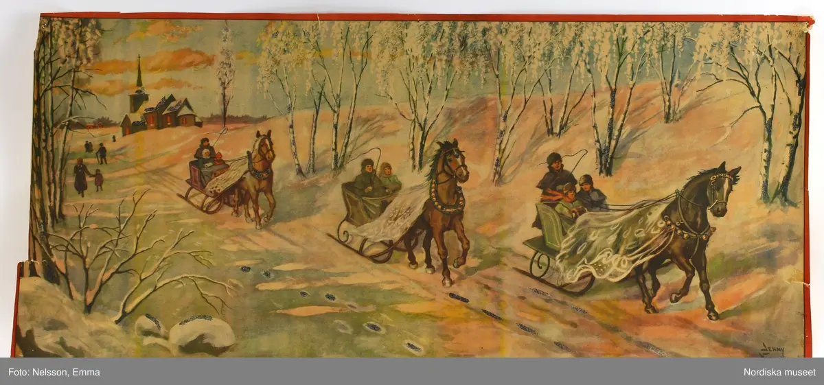 Slädfärd i snö från kyrkan.