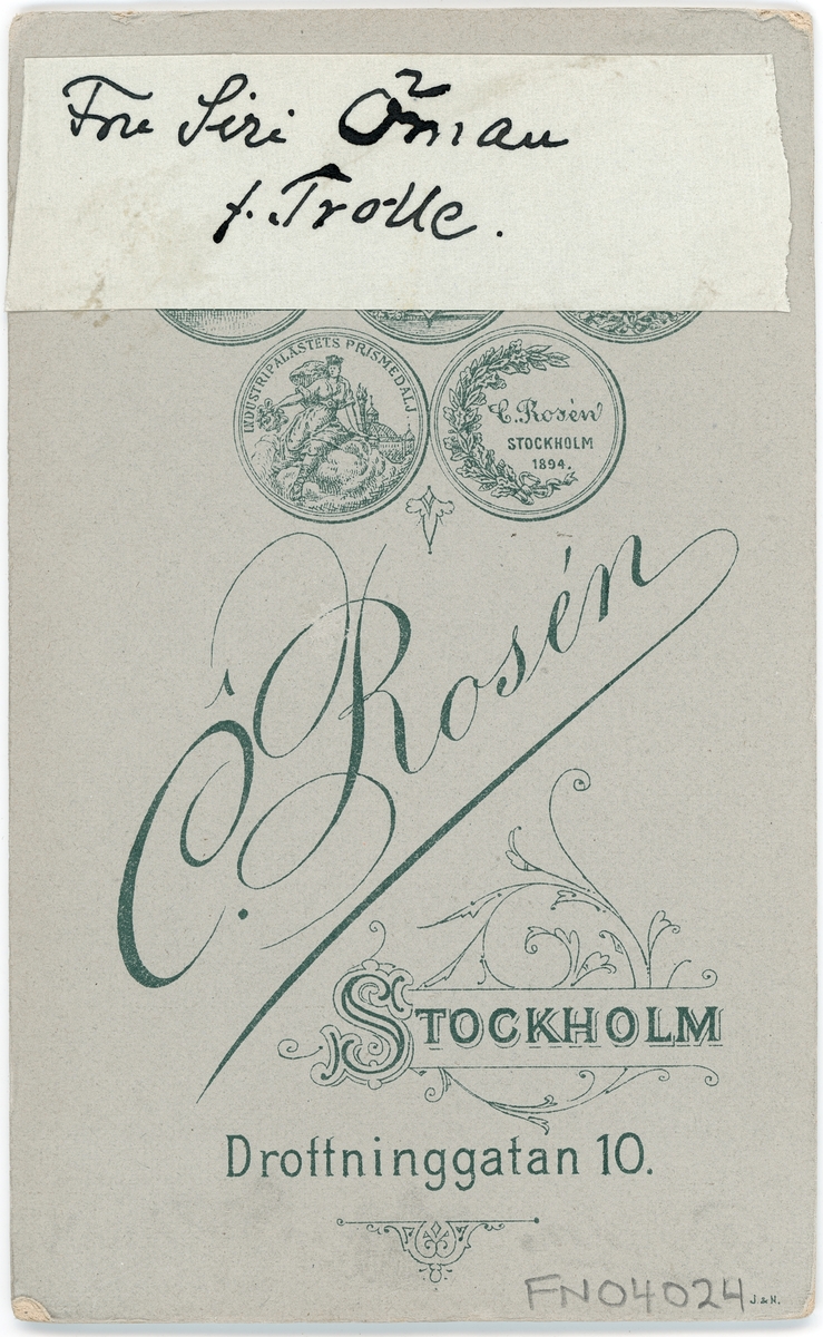 Kabinettsfotografi - Siri Öman, Stockholm 1890-tal