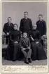 Kabinettsfotografi - familjen Åhlander, Uppsala 1899