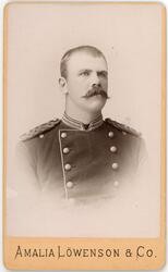 Kabinettsfotografi - Adolf af Sandeberg, Skövde 1885