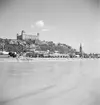 På Donau. Bratislava med dess slott. Tjeckoslovakien-Ungern-Österrike 1935.