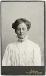 Kabinettsfotografi - kvinna, Uppsala