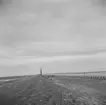 Bron Afsluitdijk? vid Zuiderzee, (nuvarande IJsselmeer). Tyskland-Holland-Belgien 1938. IJsselmeer är en insjö i Nederländerna som uppstod genom uppförandet av en dammbyggnad i Zuiderzee, en vik av Nordsjön.