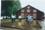 Dansföreställning vid Forsviks bruk, augusti 2002.