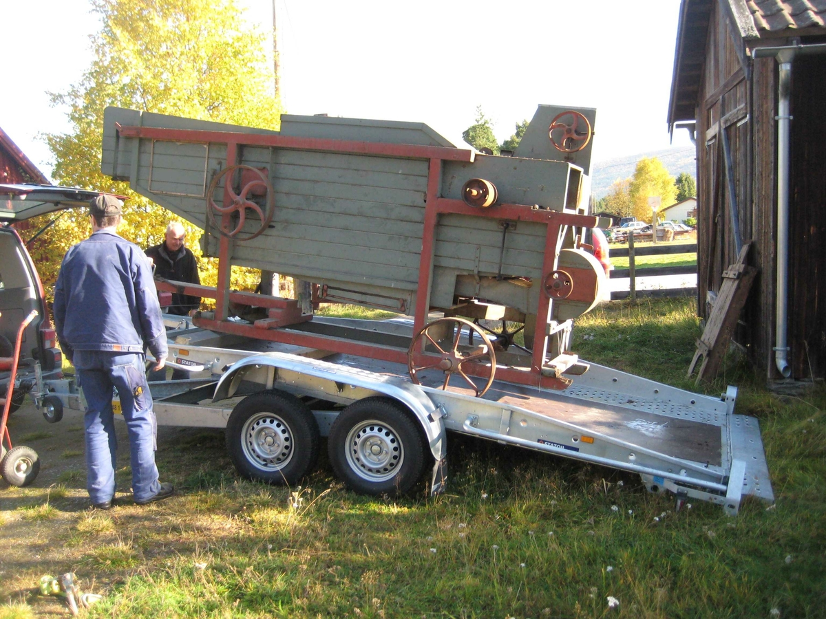 Treskeverk, transport