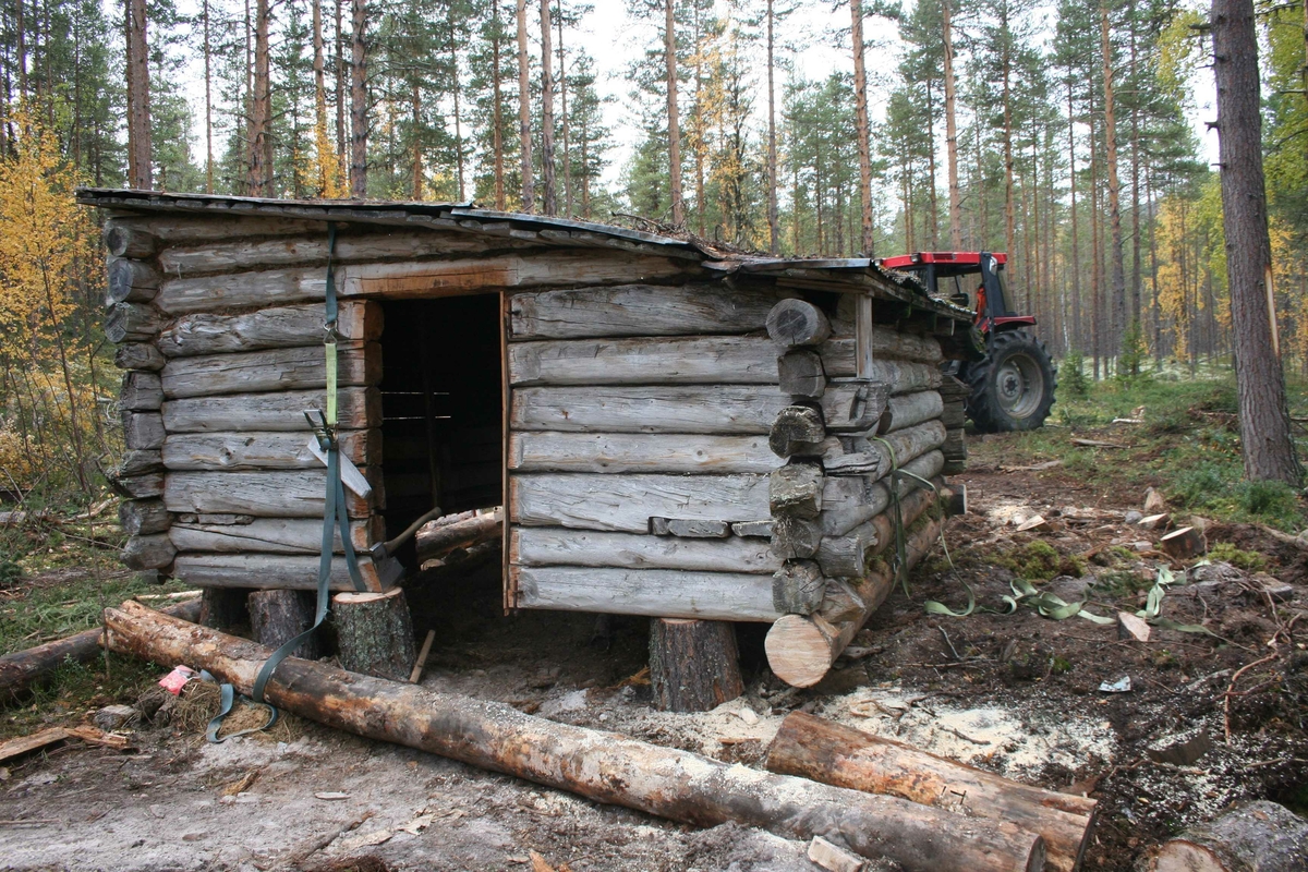 Gammel ljørbu, restaurert og ombygd til stall