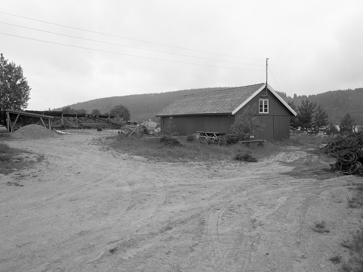 Driftsbygning ved Furuholmen, Varteig, Østfold. Brukt i forbindelse med tømmerfløting i Glommavassdraget.