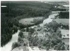 Medåker sn, Arboga kn, Röfors
Flygfoto över Röfors gård. C:a 1946.