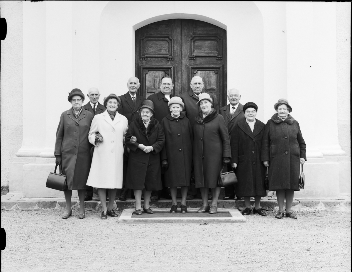 Jubileumsträff för konfirmander, Hargs kyrka, Uppland 1969